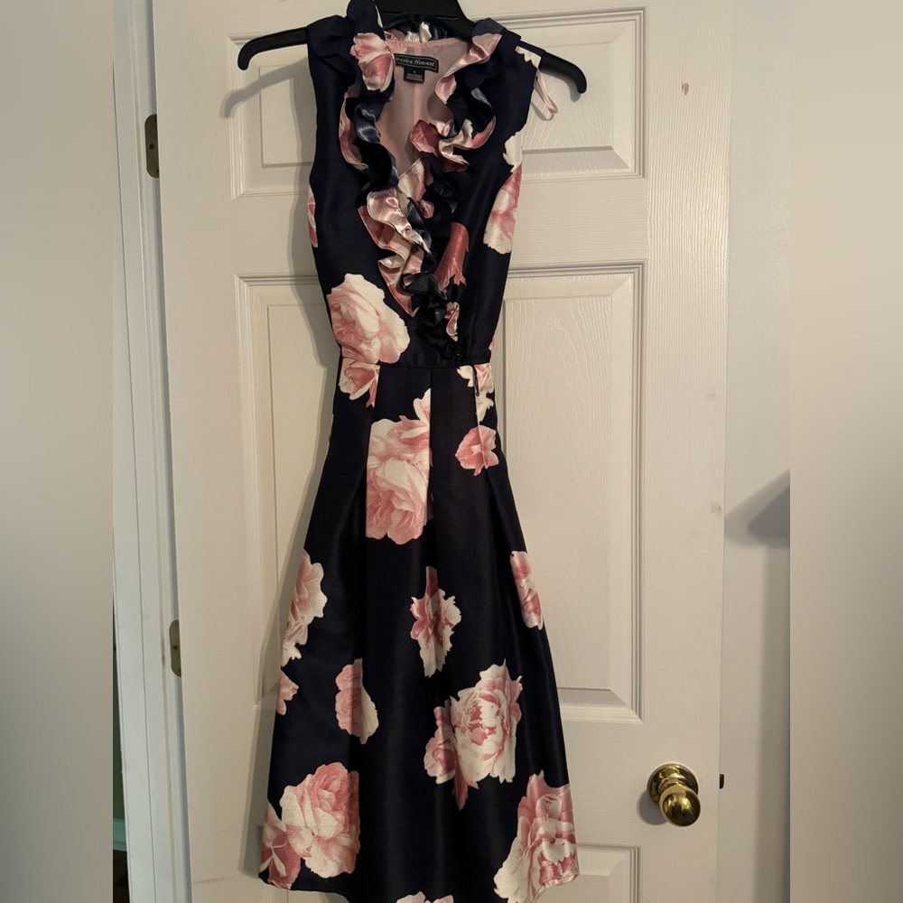 Super fun retro inspired dress!